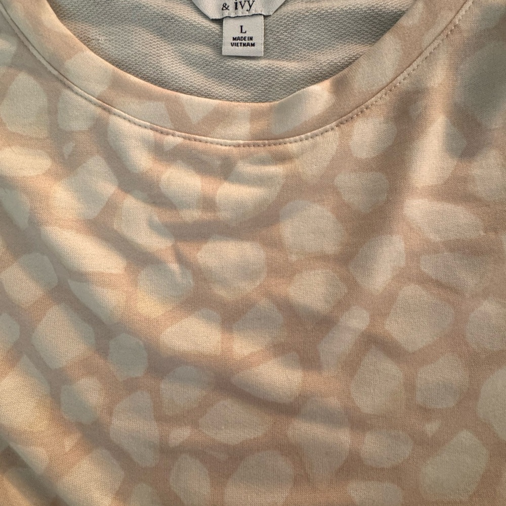 Crown & Ivy Beige Patterned Blouse
